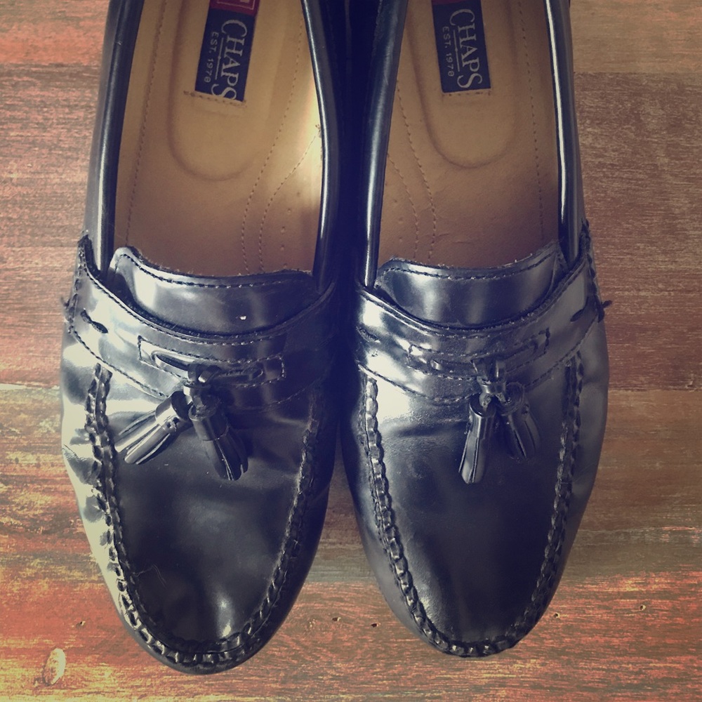 Men’s Classic Tassel Loafers in Black size 10.5